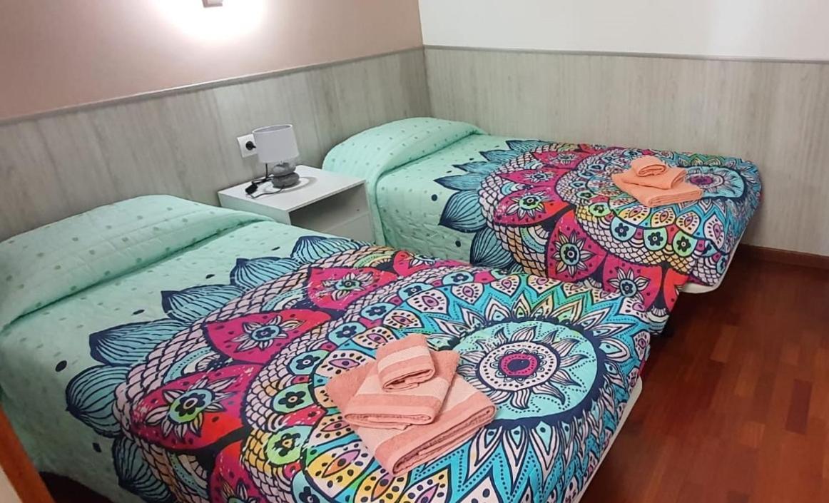 Apartamento Vilallonga Figueres  Dış mekan fotoğraf