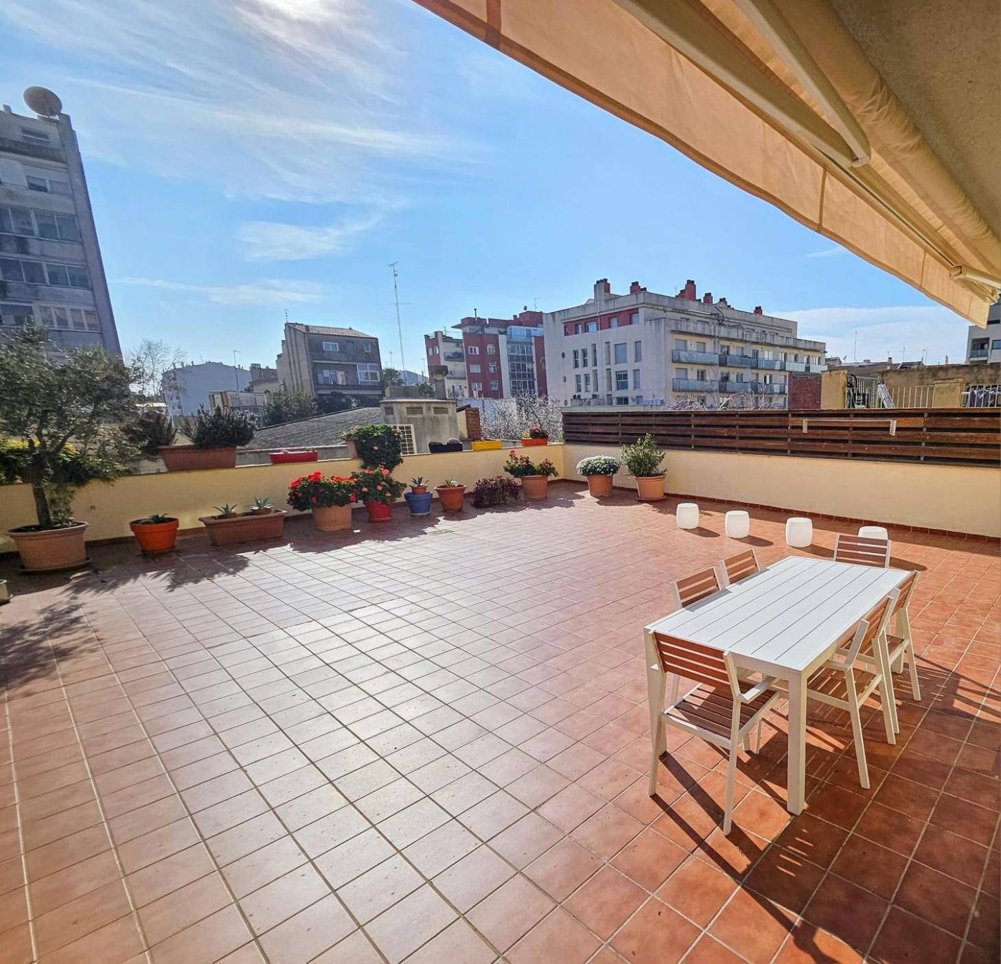 Apartamento Vilallonga Figueres  Dış mekan fotoğraf
