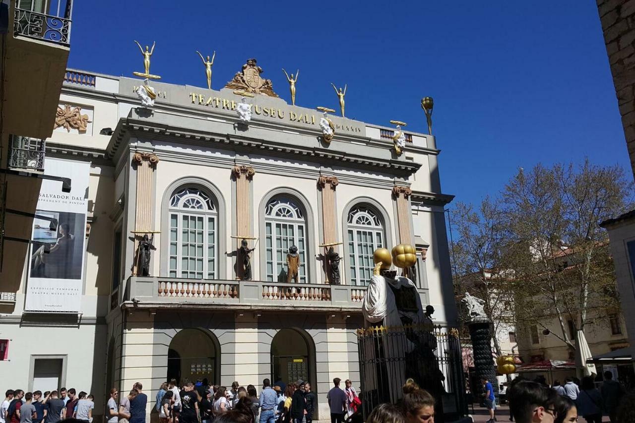 Apartamento Vilallonga Figueres  Dış mekan fotoğraf